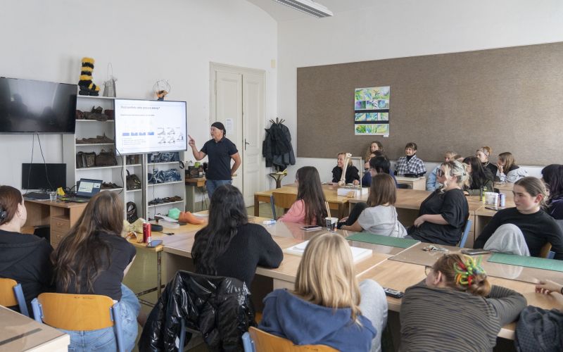 Workshop de Ecodesign para Estudantes de Design de Calçado